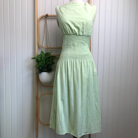 Reverse Dresses & Skirts - Reverse Green Sleeveless Elastic Waist Midi Dress
